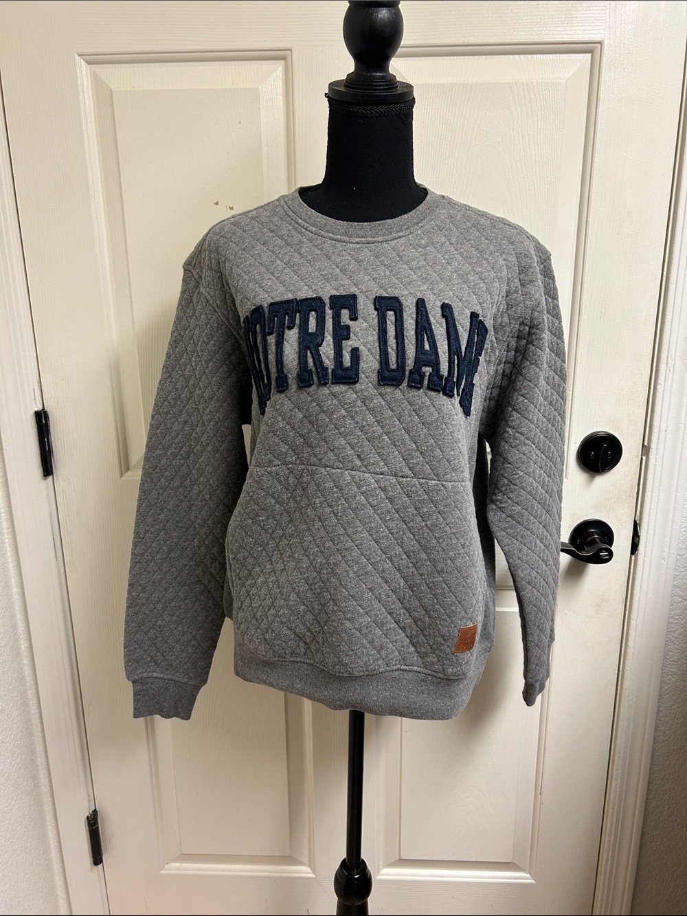 Pressbox by Notre Dame Fighting Irish Moose Quilted Pullover Sweatshirt, S/P